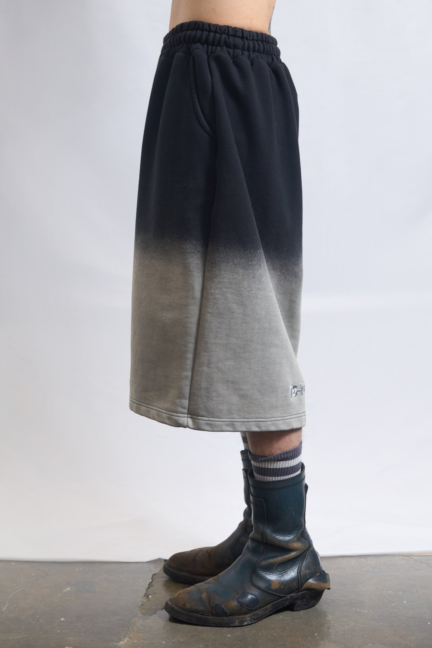 75-RC FADE GRADATION TRACK SHORTS