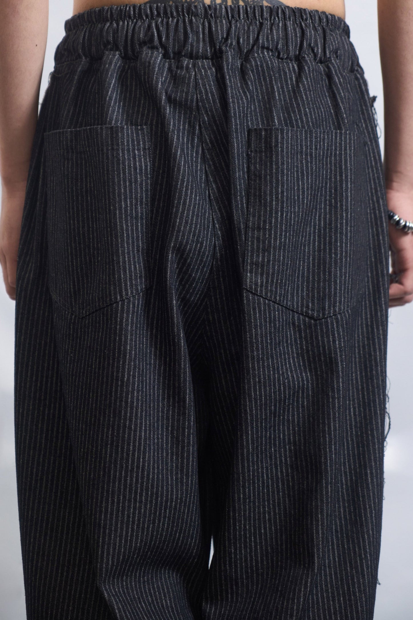 75-RC RAW EDGE STRIPE DENIM PANTS