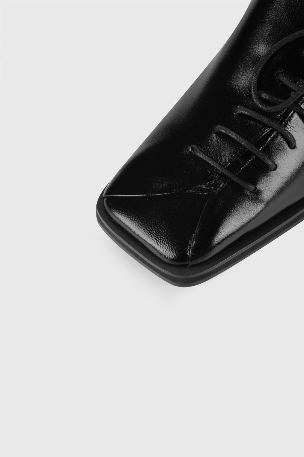 THEN LONDON LOAFER HEEL BLACK