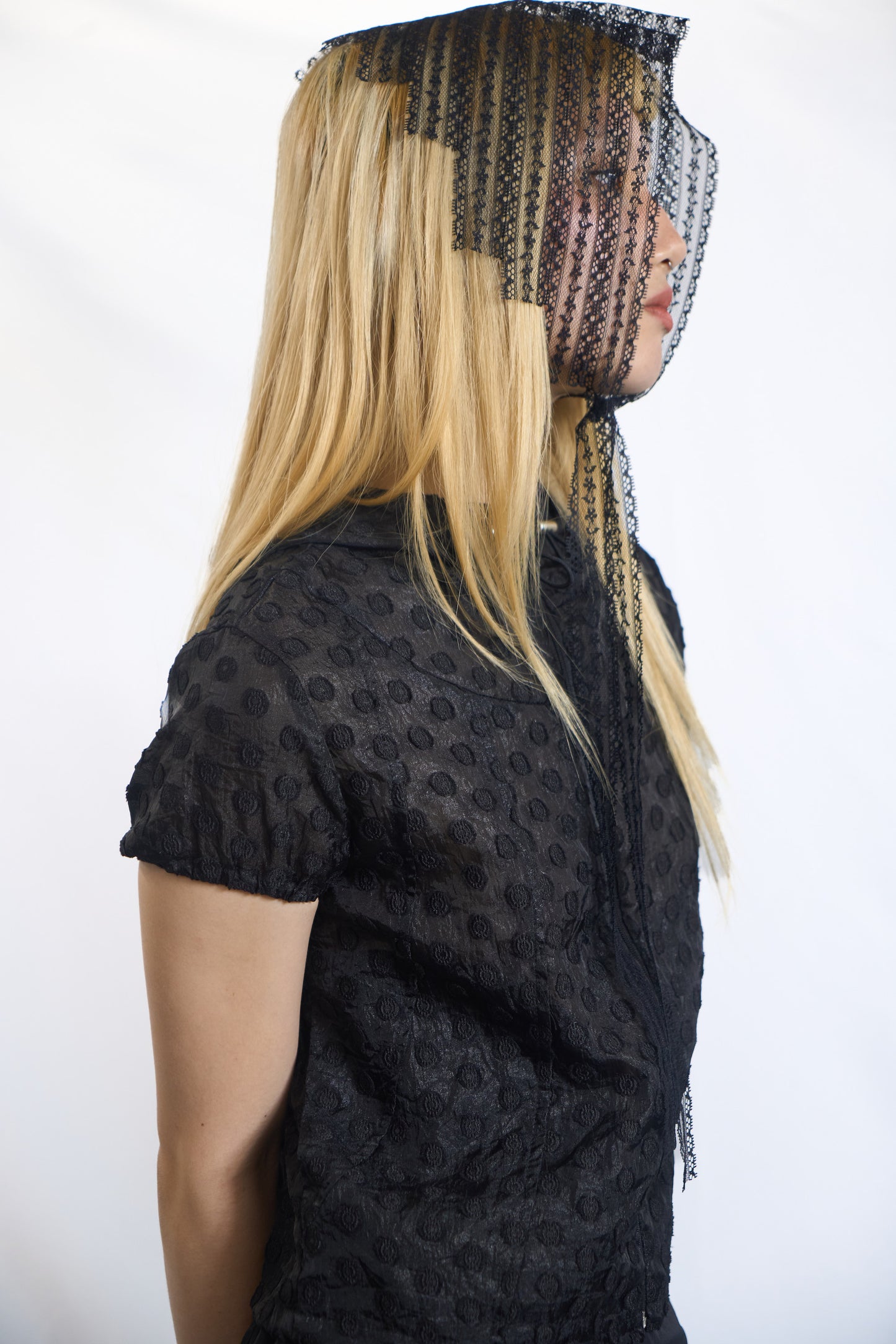 RAISED DOT HOODED ZIP-UP