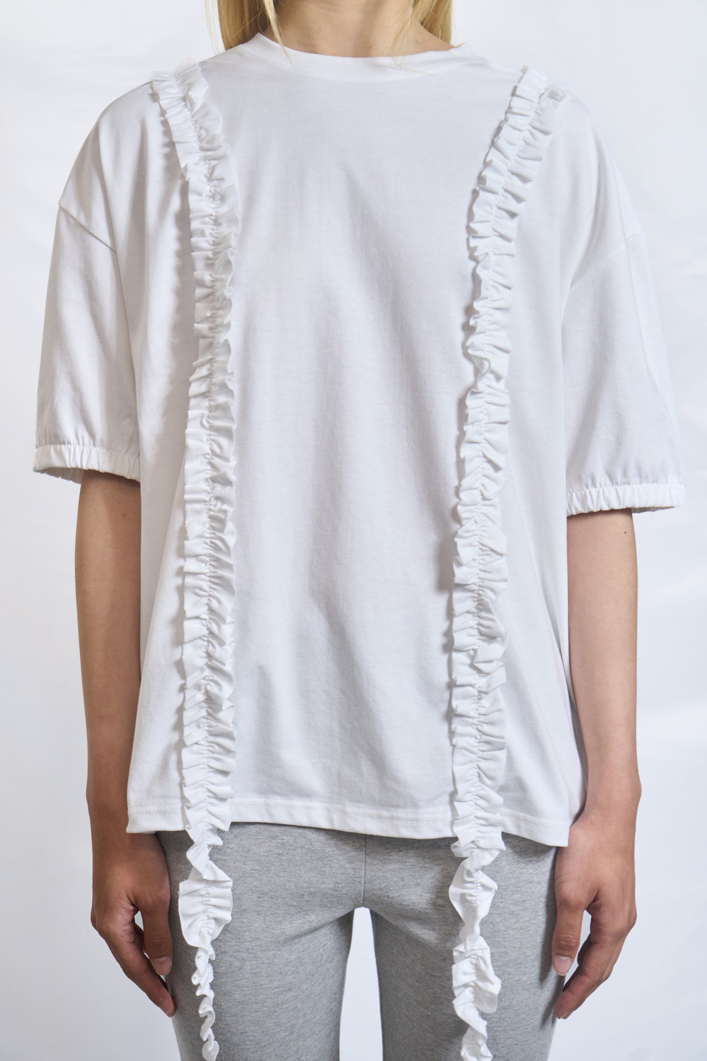 PLASTER RUFFLE STRIP COTTON TEE