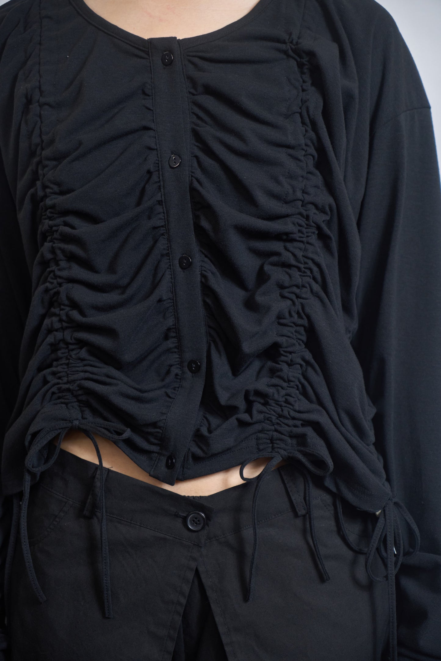 PLASTER RUCHED DRAWSTRING BLOUSE