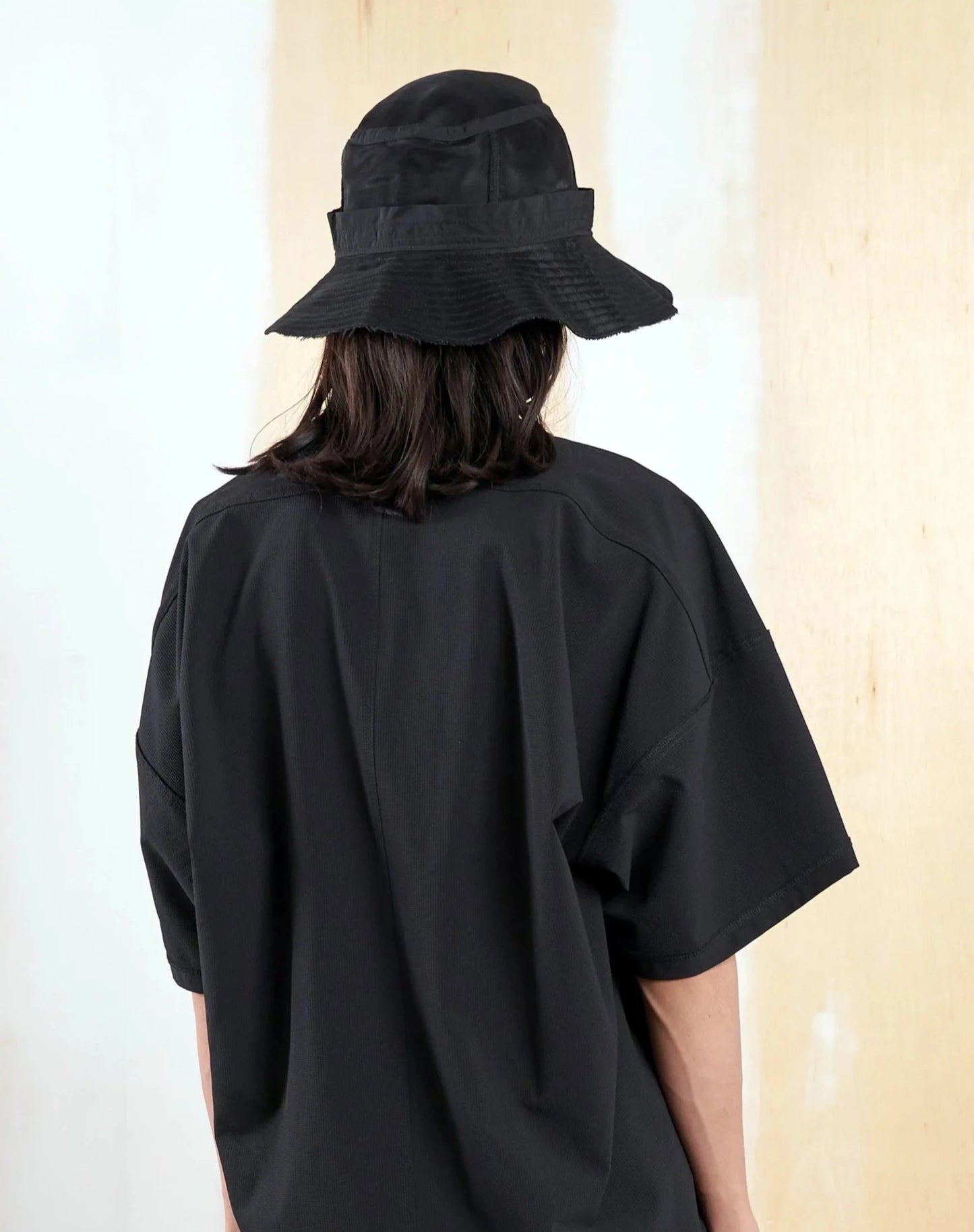 MESH INSIDE OUT CUTTING BUCKET HAT