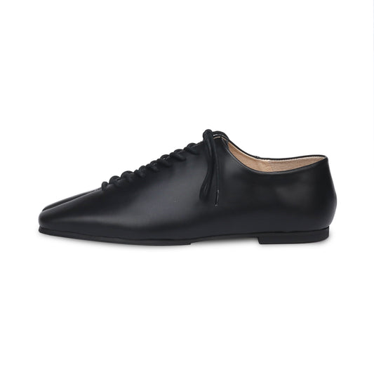 RONIN BLACK LACE UP LEATHER FLATS