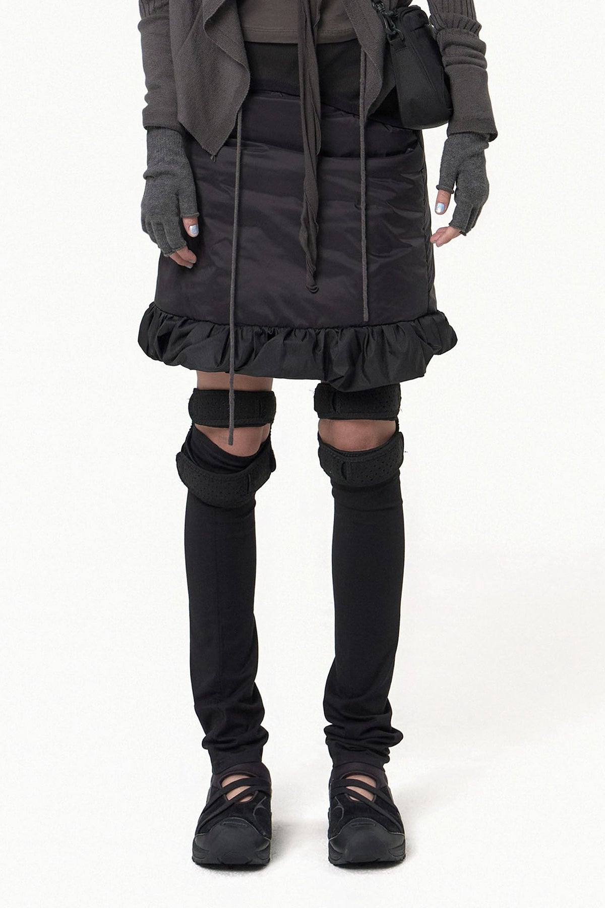 OJOS REVERSIBLE MIDI PADDED SKIRT BLACK