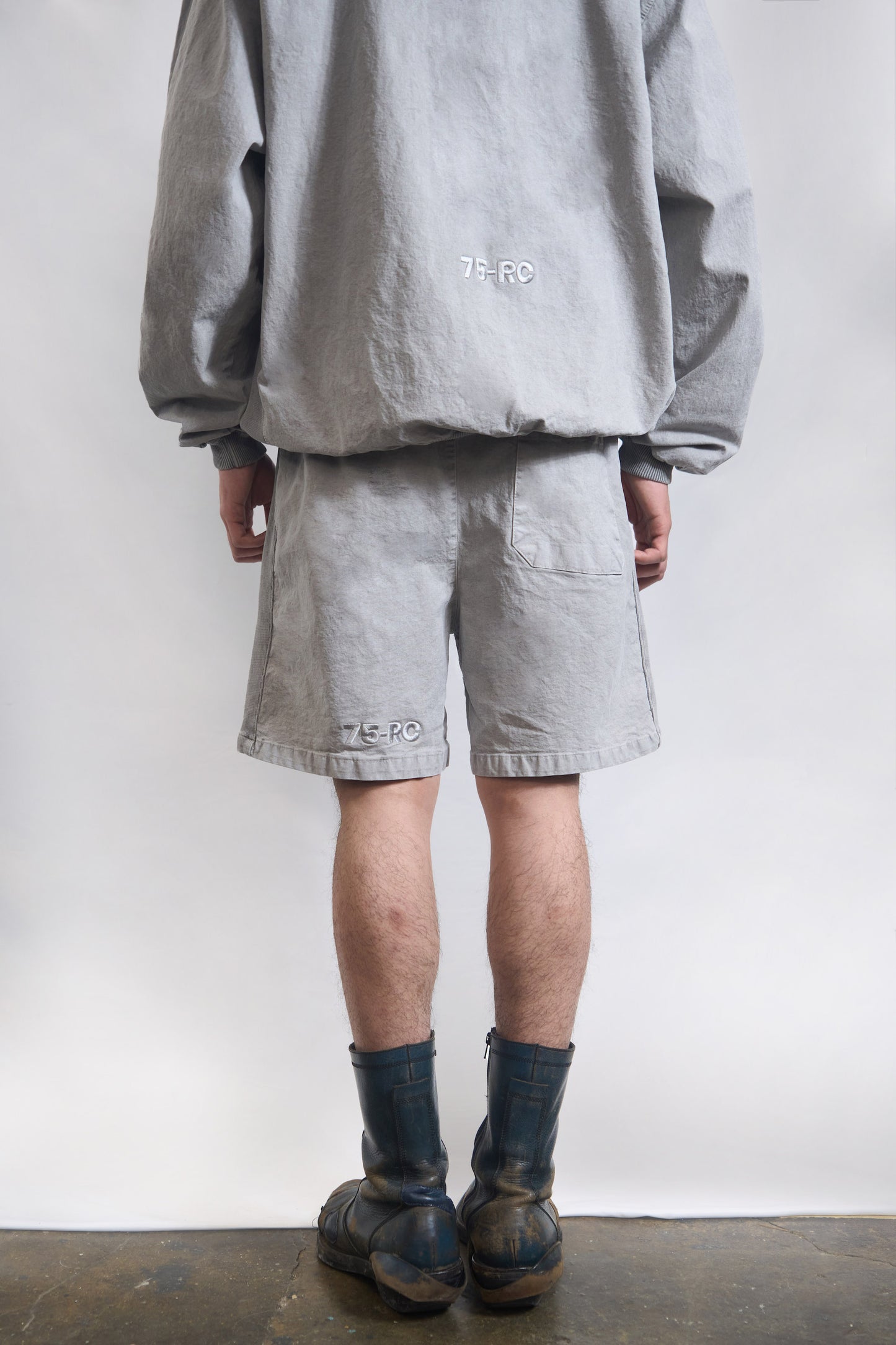 75-RC GARMENT DYED SHORTS WASHED STONE