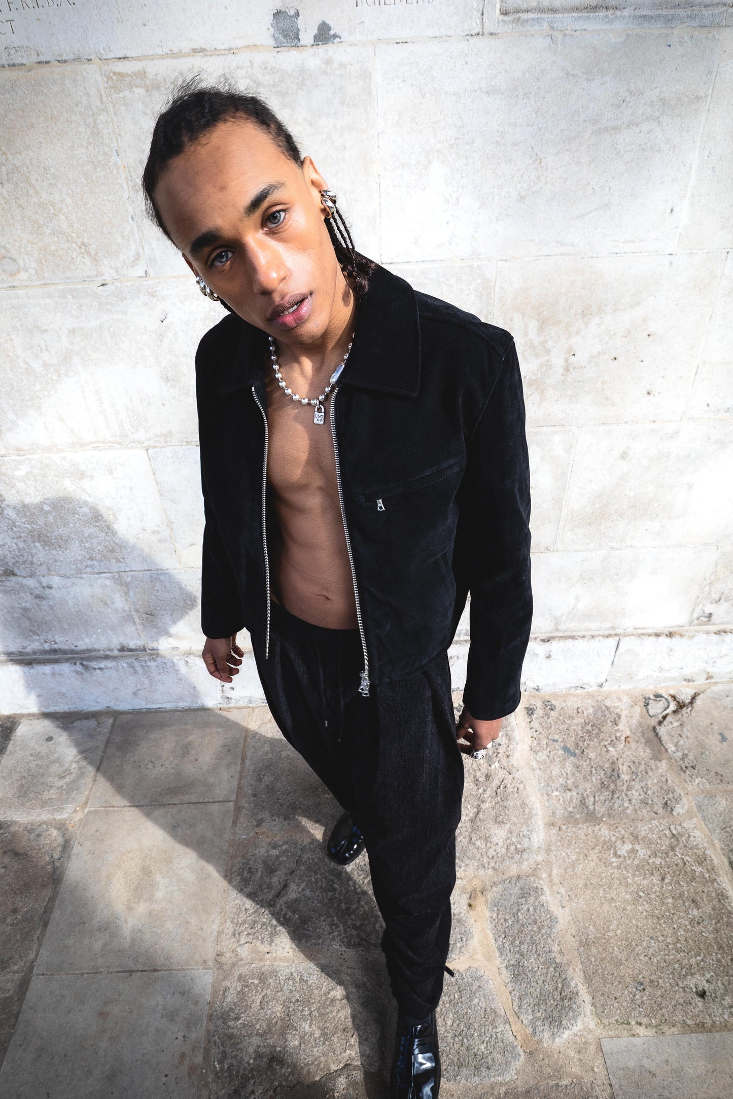 CROPPED ZIP-UP JACKET — BLACK