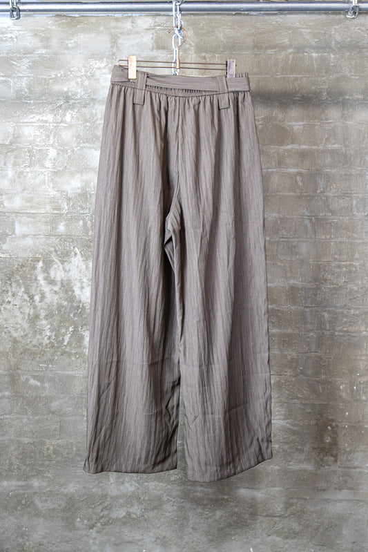 ASYMMETRIC BELTED WIDE-LEG TROUSERS — BROWN