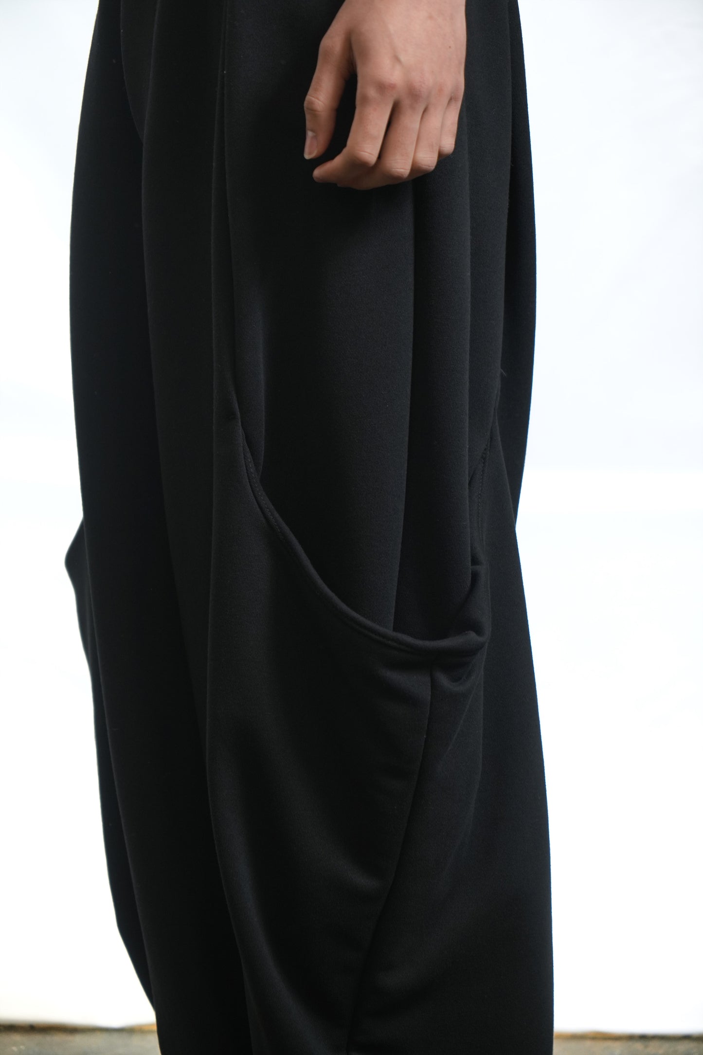 75-RC SCULPTED POCKET TRACK PANTS