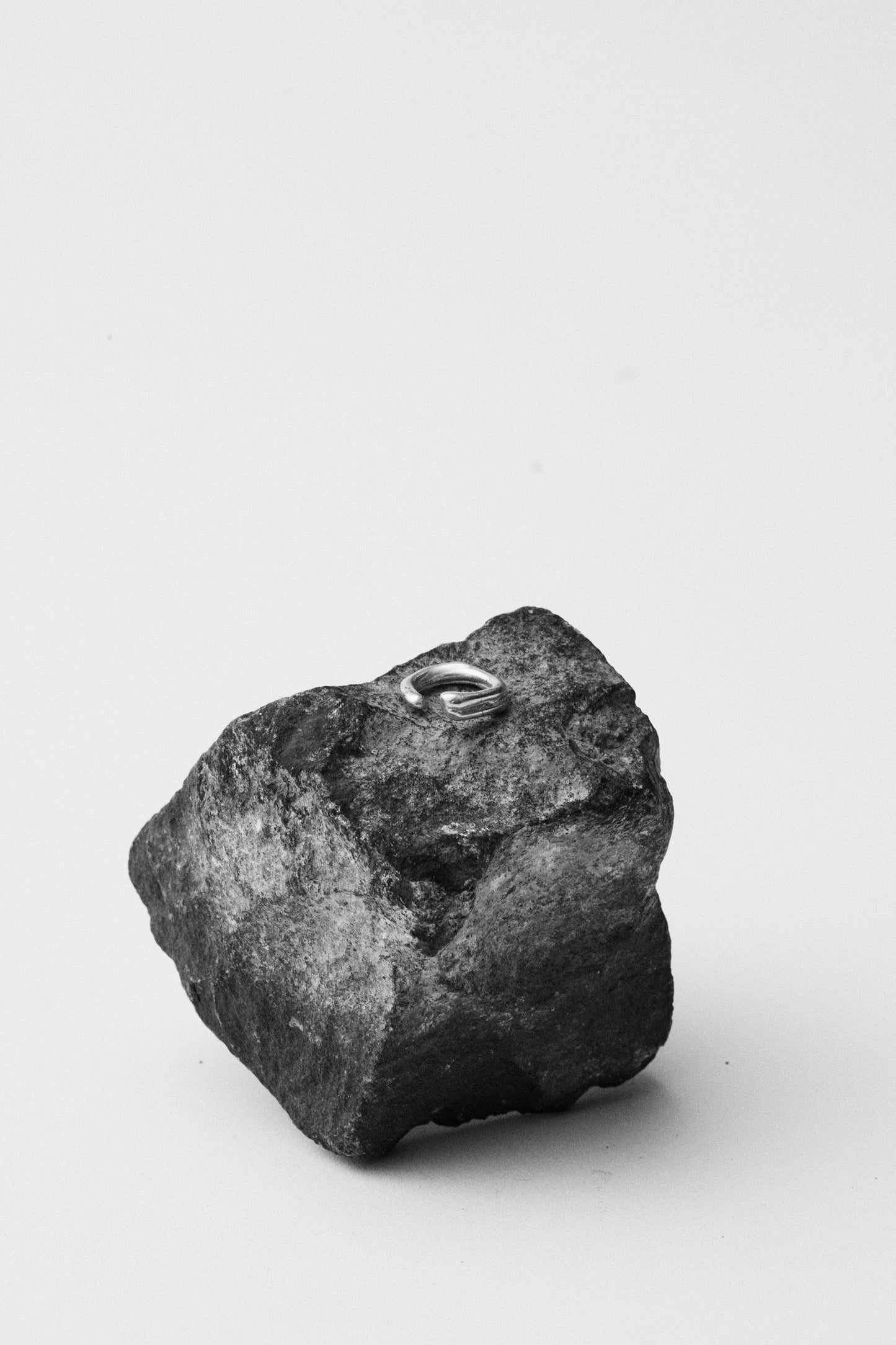 NOWHERE SOON STUDIO ORBITAL EARCUFF