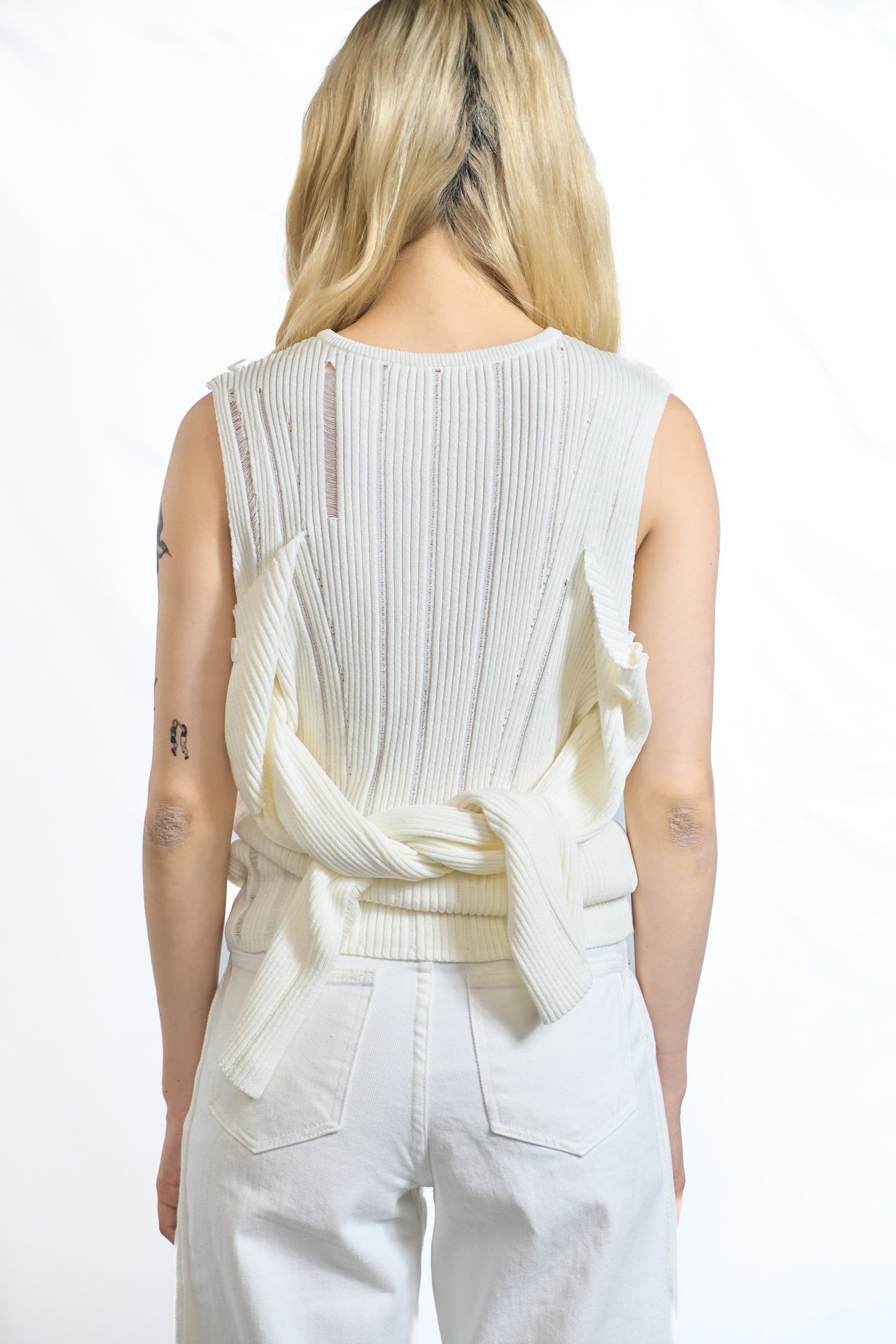 DECONSTRUCTED SLEEVE KNIT IVORY