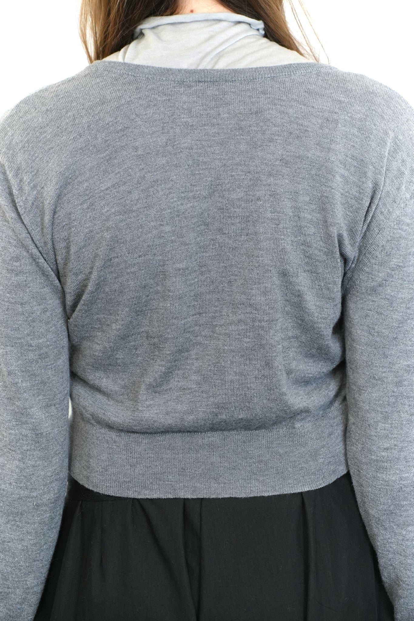 GREY TWISTED FRONT KNIT TOP