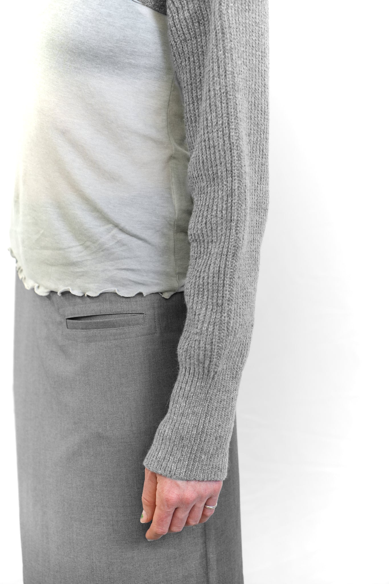 GREY HOODED WOOL SHRUG