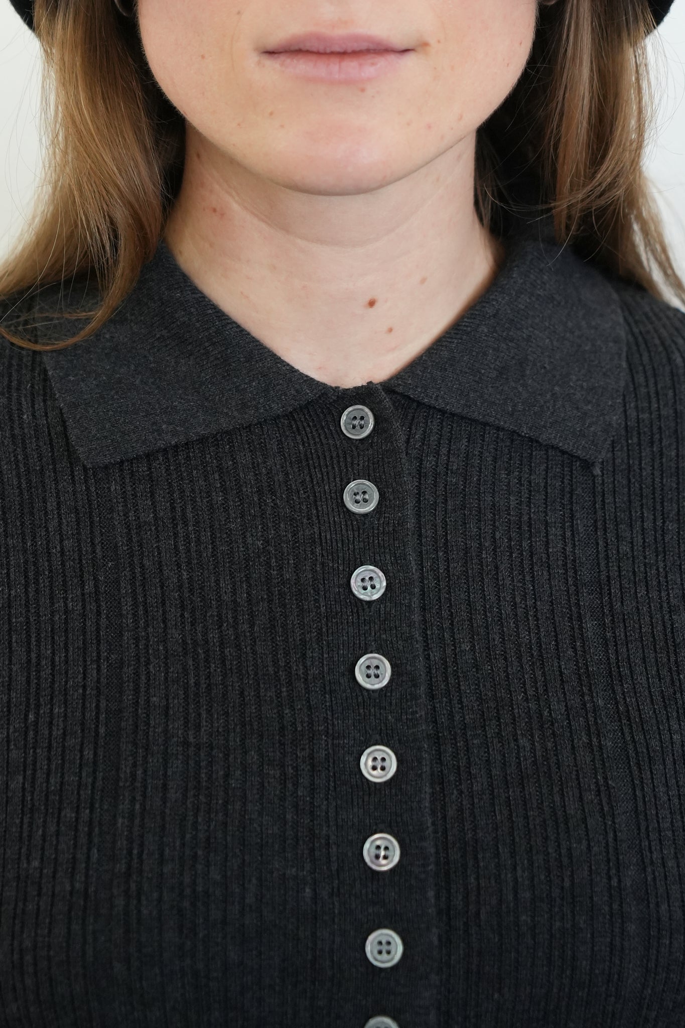 GREY KNITTED POLO SWEATER