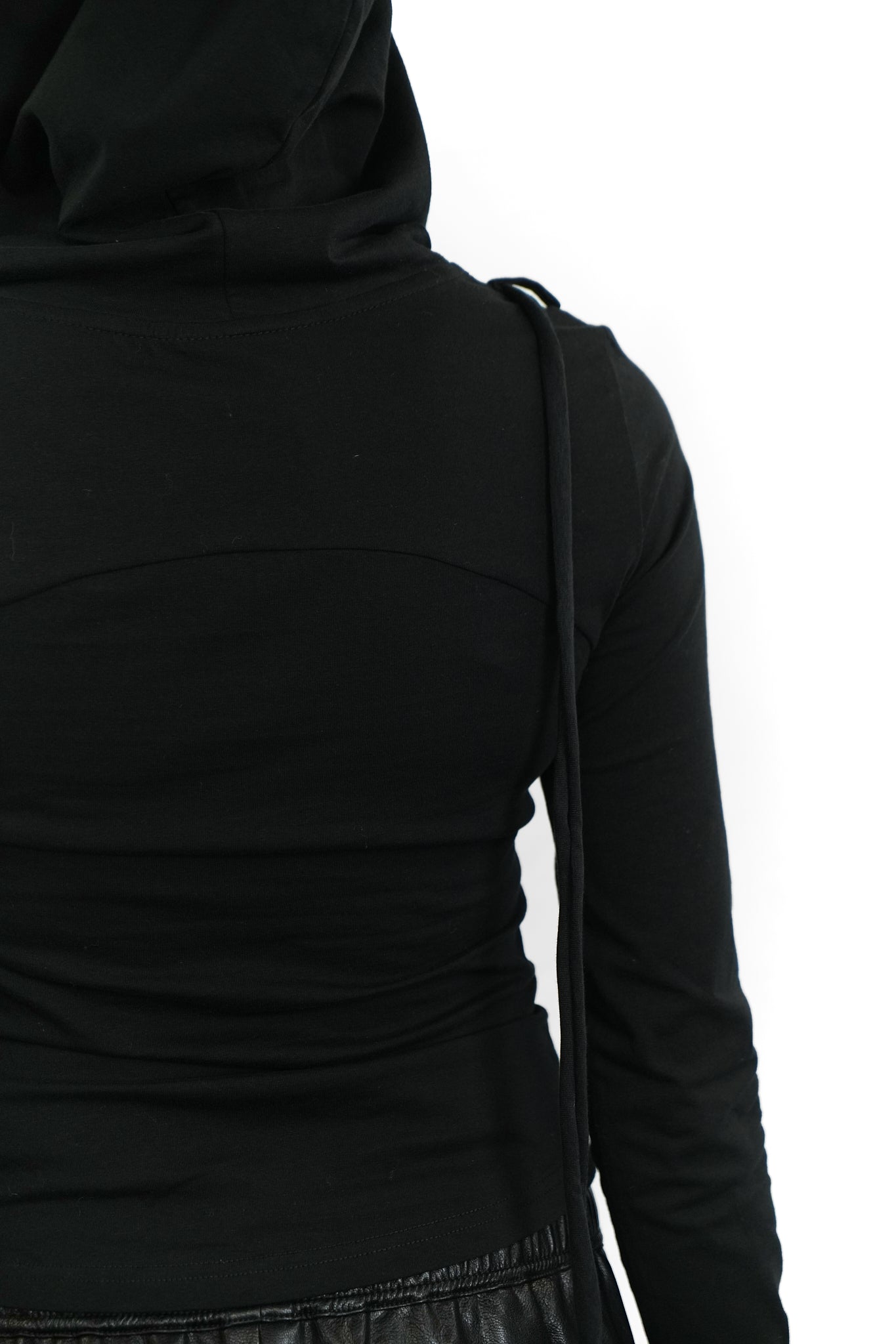 BLACK HOODED BASE LAYER WITH TIE DETAIL