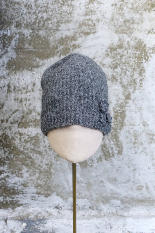 GREY FLORAL KNIT BEANIE