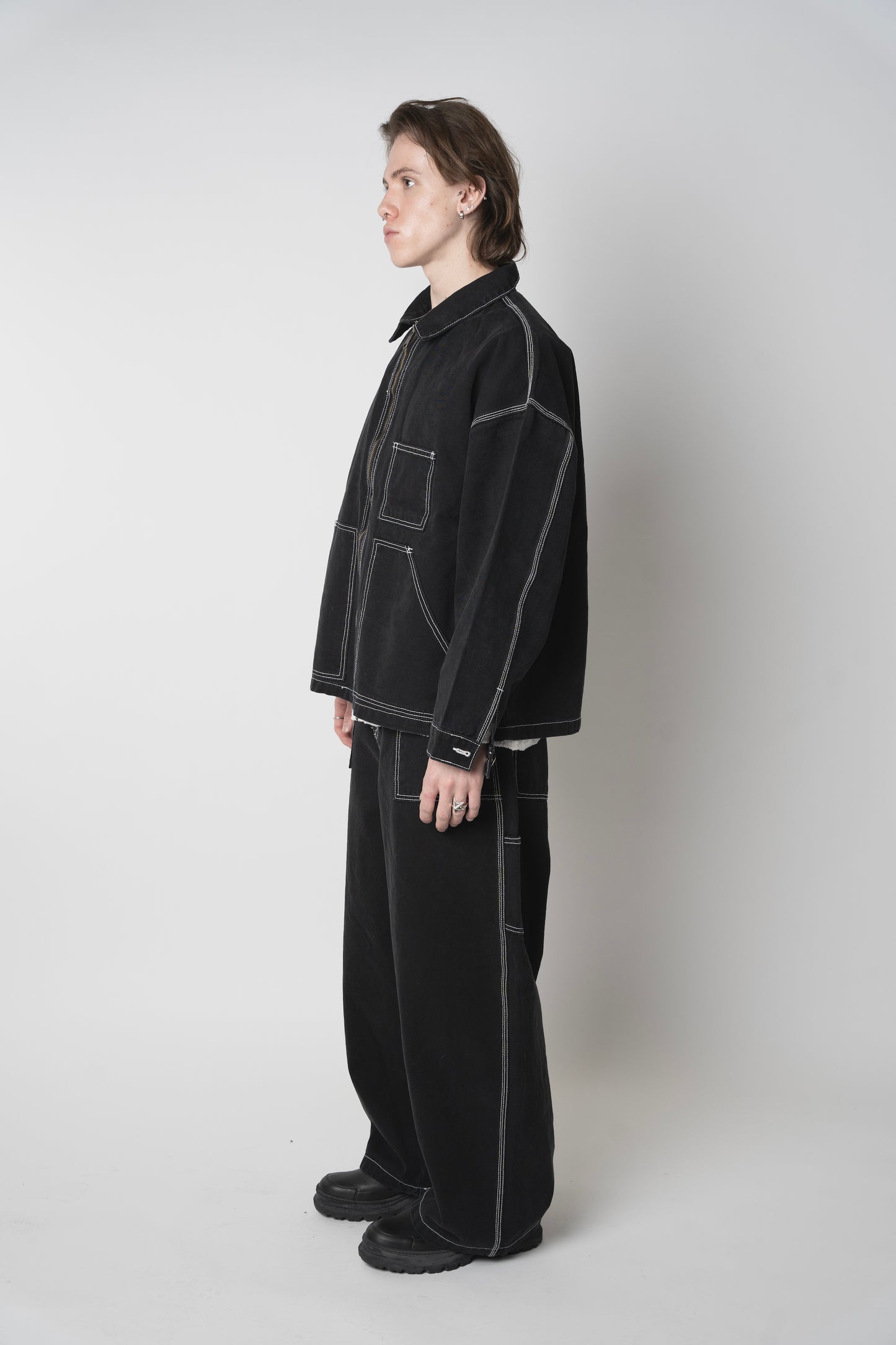 CONTRAST STITCH JACKET