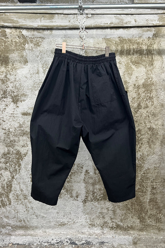 RELAXED CROPPED CARGO PANTS