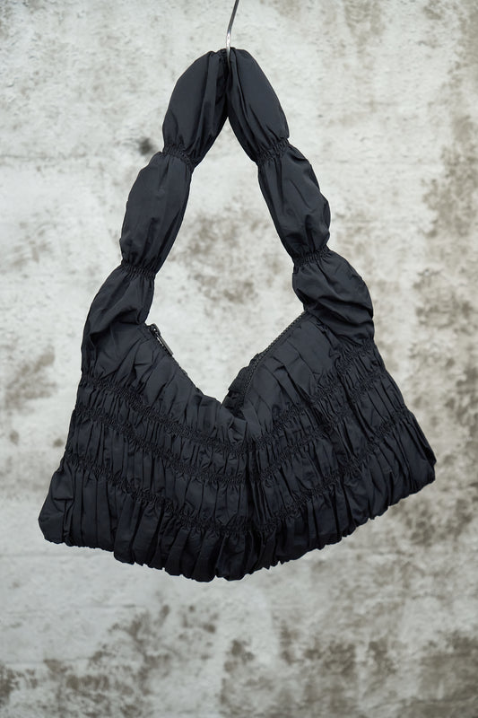 BLACK RUCHED SHOULDER BAG