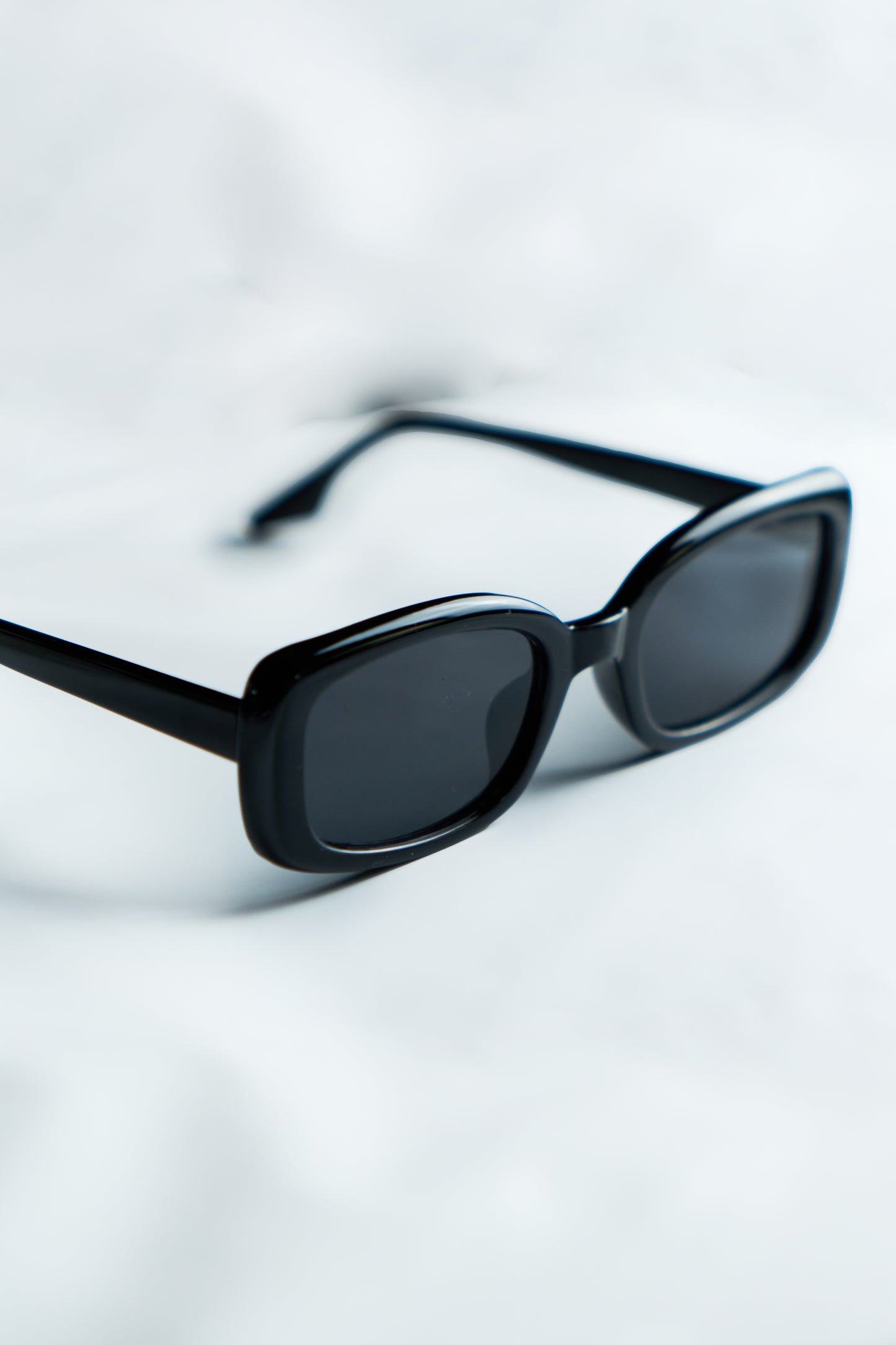 MORDEN RECTANGULAR SUNGLASSES