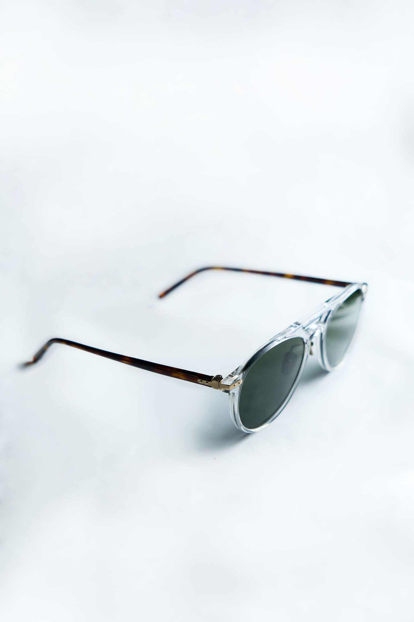 LINDA FARROW SUNGLASSES 01