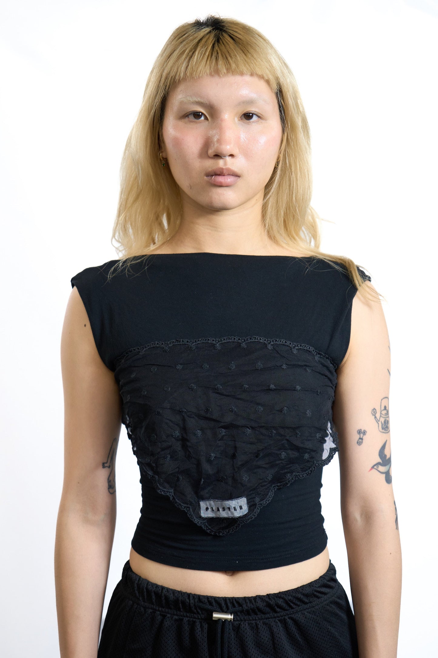 TIE-BACK MESH SCARF BLACK