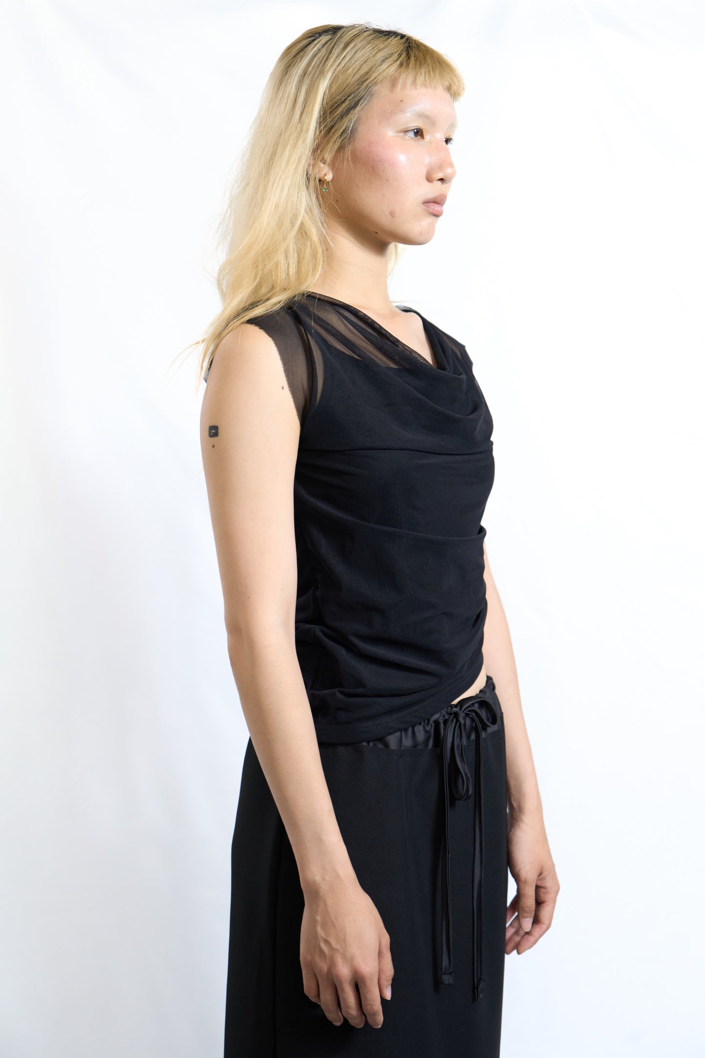 DRAPED MESH SLEEVELESS TOP BLACK