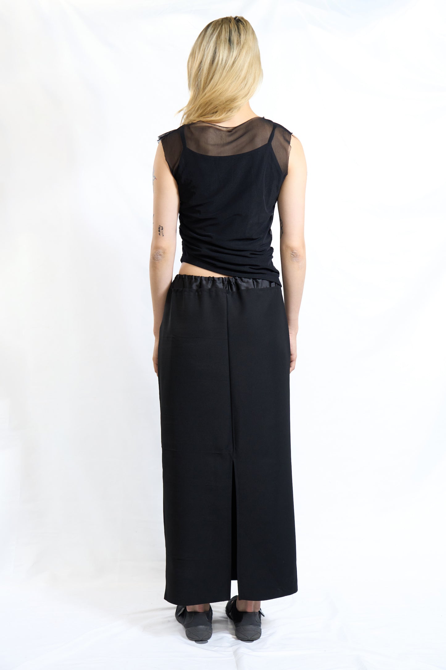 SATIN-WAIST STRAIGHT SKIRT BLACK