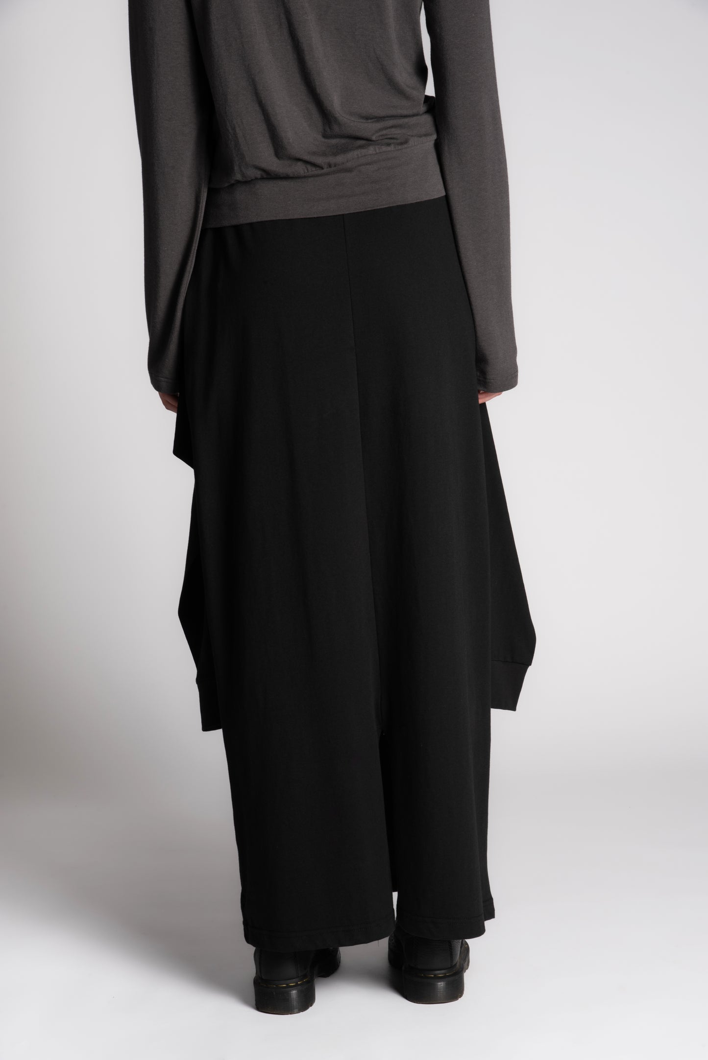 BLACK COTTON SKIRT WITH LONG SLEEVES ATTACHMENT