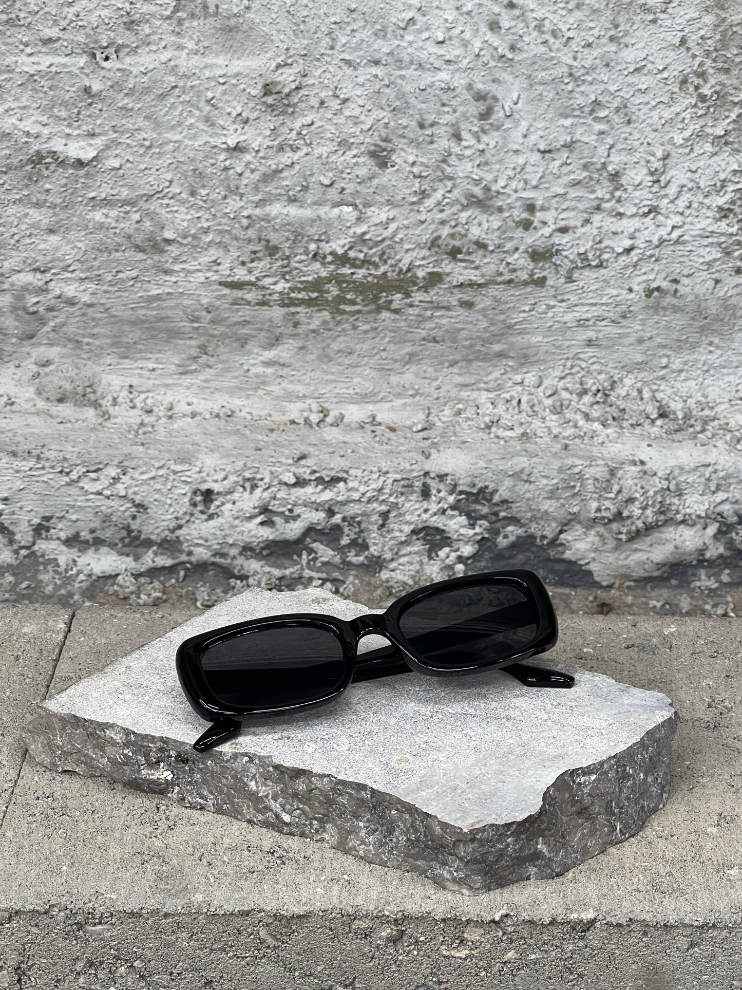 MORDEN RECTANGULAR SUNGLASSES