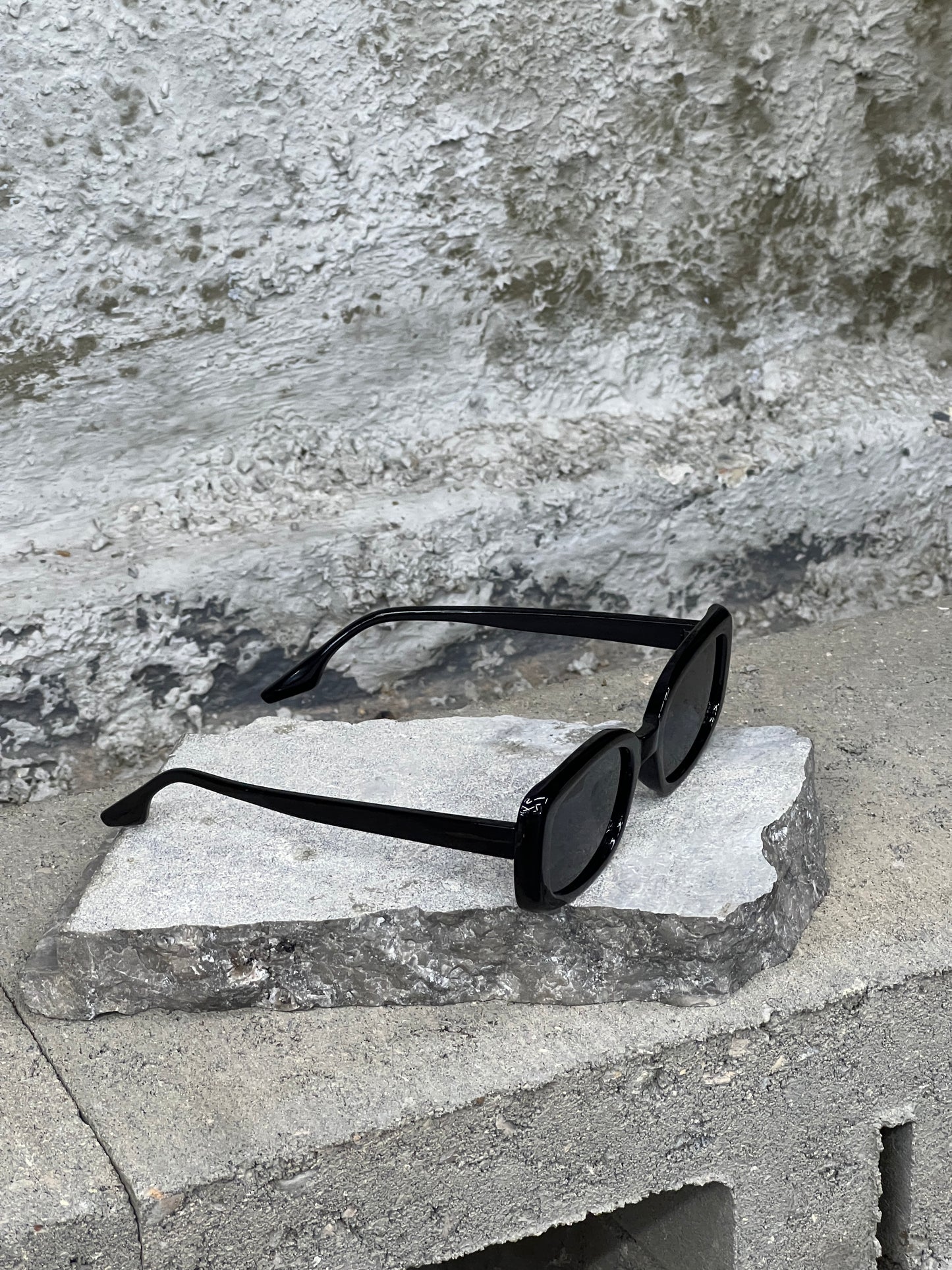 MORDEN RECTANGULAR SUNGLASSES