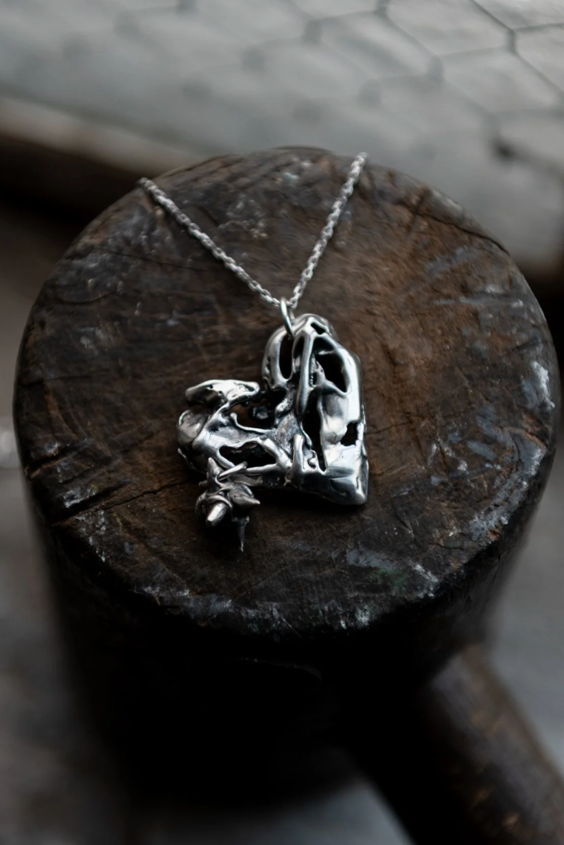 BLEEDING HEART PENDANT NECKLACE