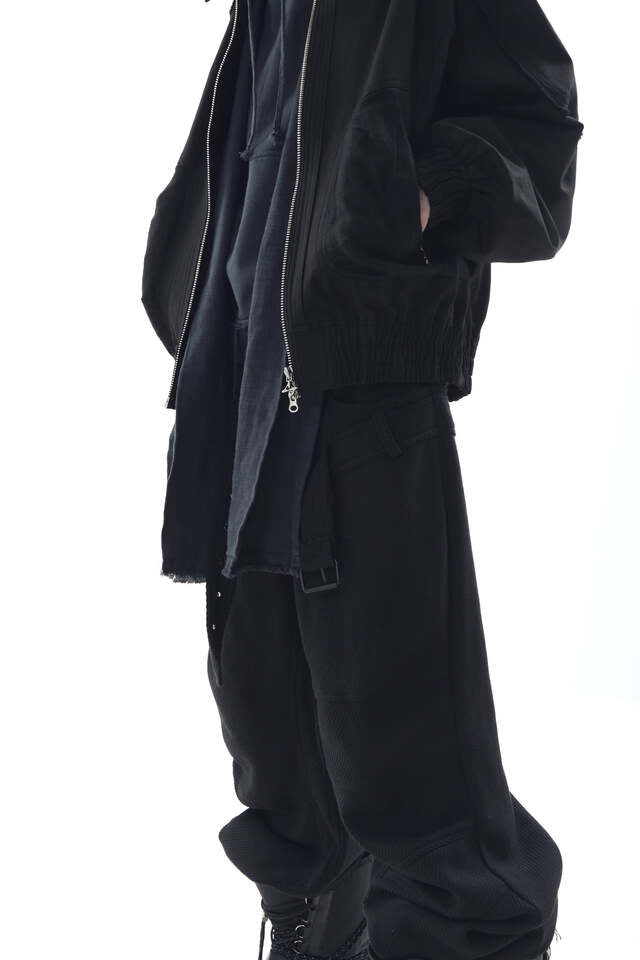 STUCKED BELT WITH LOW DENSITY COTTON AND RAW-EDGED PANTS