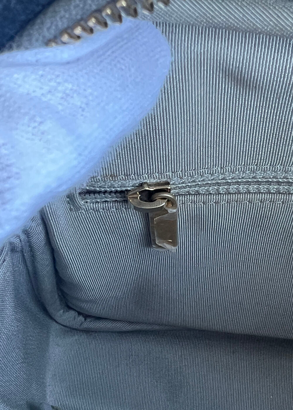 CHANEL 18 LIMITED HAMBURG CAMERA BAG