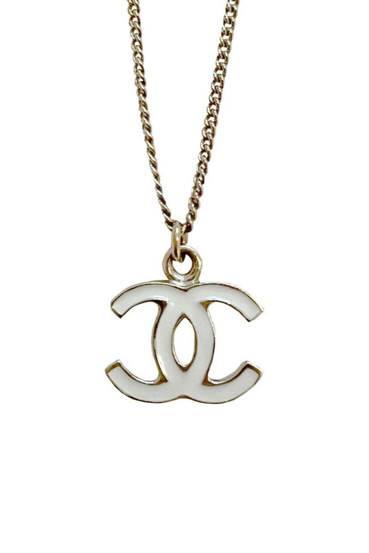CHANEL ENAMEL CC NECKLACE