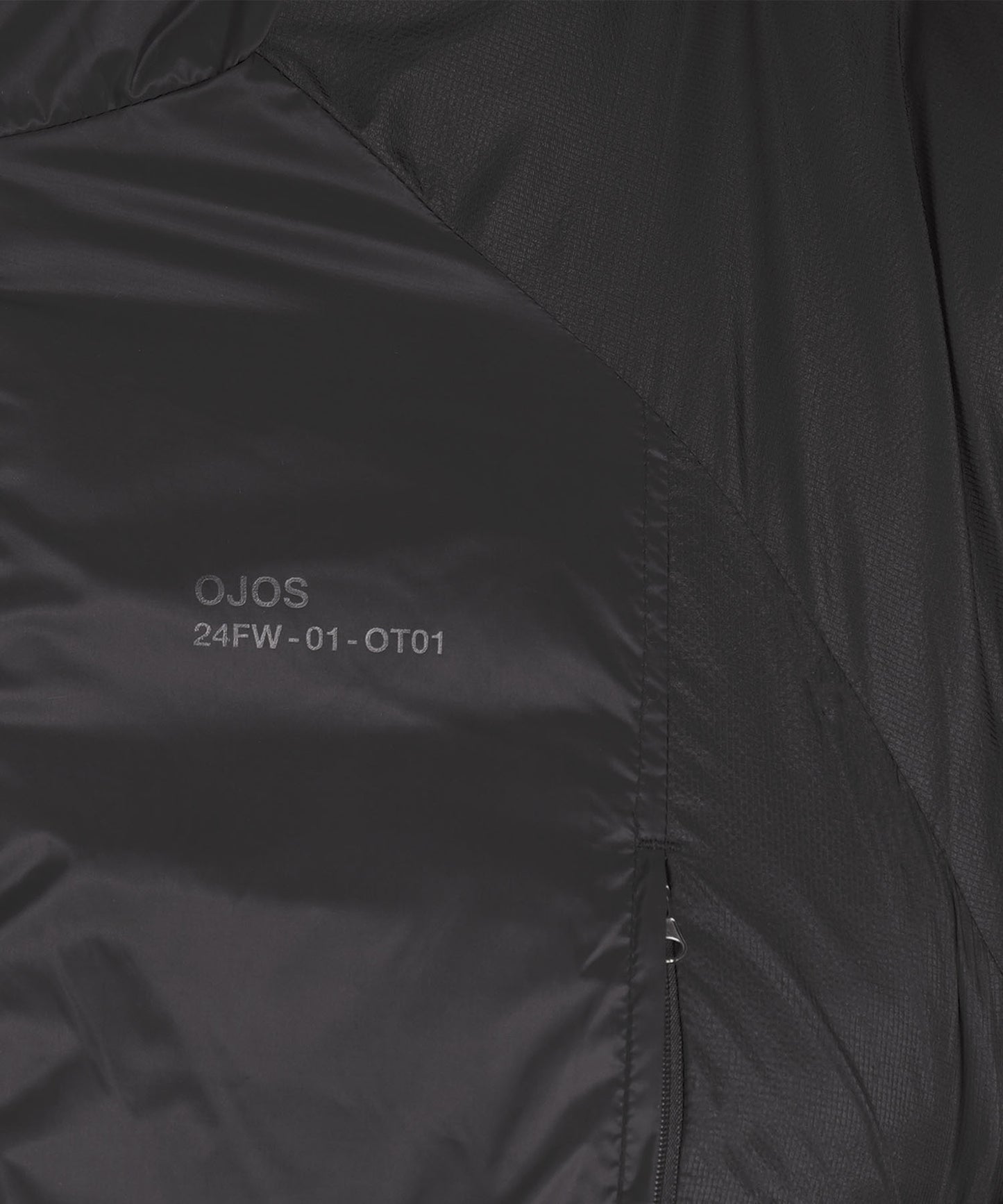 OJOS REVERSIBLE SHORT PADDED JACKET BLACK