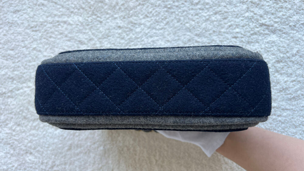 CHANEL 18 LIMITED HAMBURG CAMERA BAG