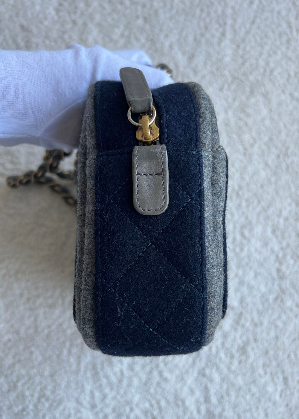CHANEL 18 LIMITED HAMBURG CAMERA BAG