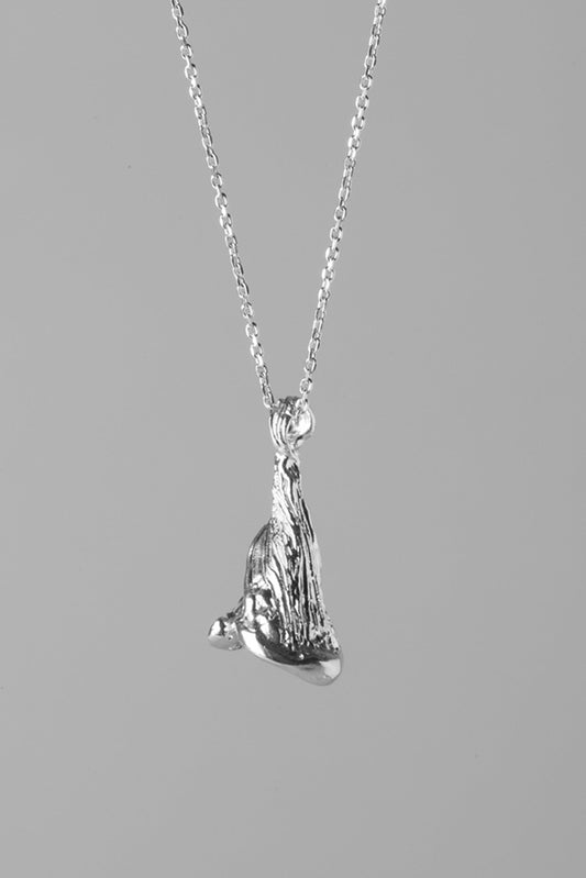 OCEAN FLOWER NECKLACE