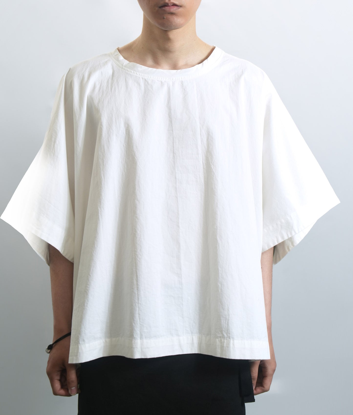 75-RC SQUARE PONCHO TOP WHITE
