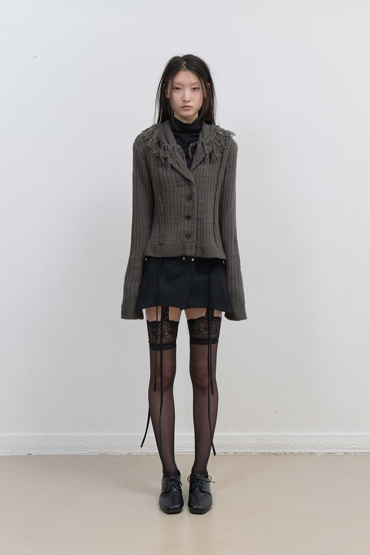 TASSEL COLLAR KNIT CARDIGAN - CHARCOAL