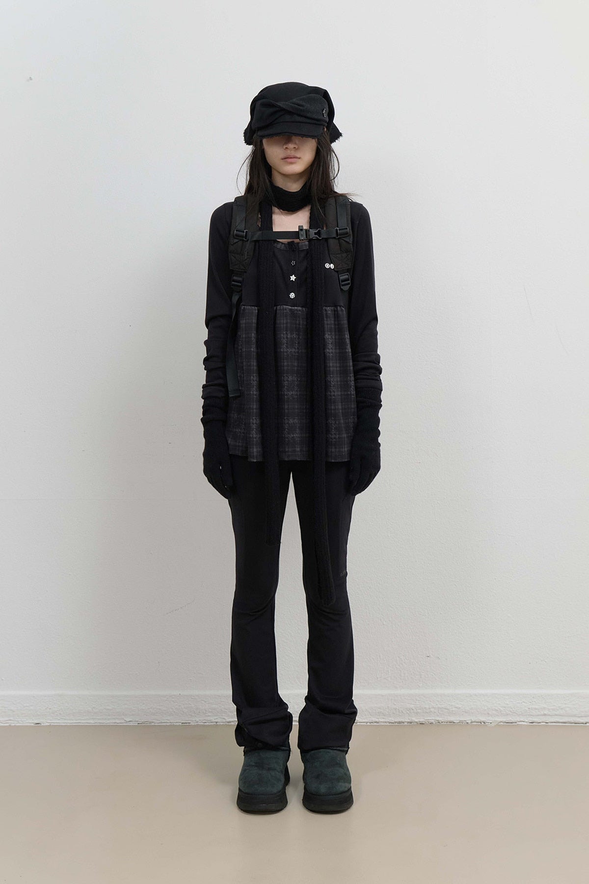 CHECK SLEEP LONG SLEEVE - BLACK