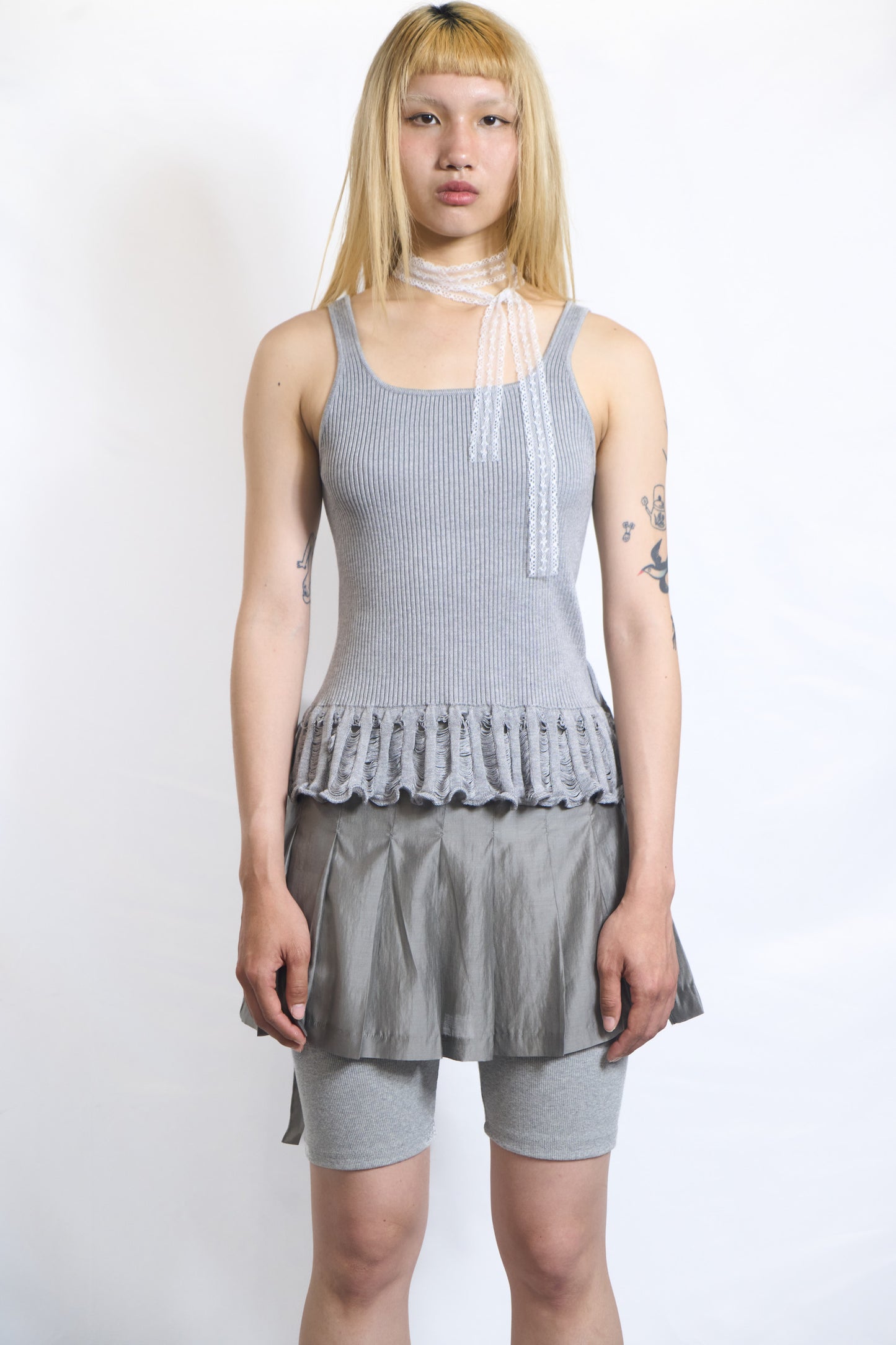 PLASTER CUT-OUT RIBBED TANK TOP