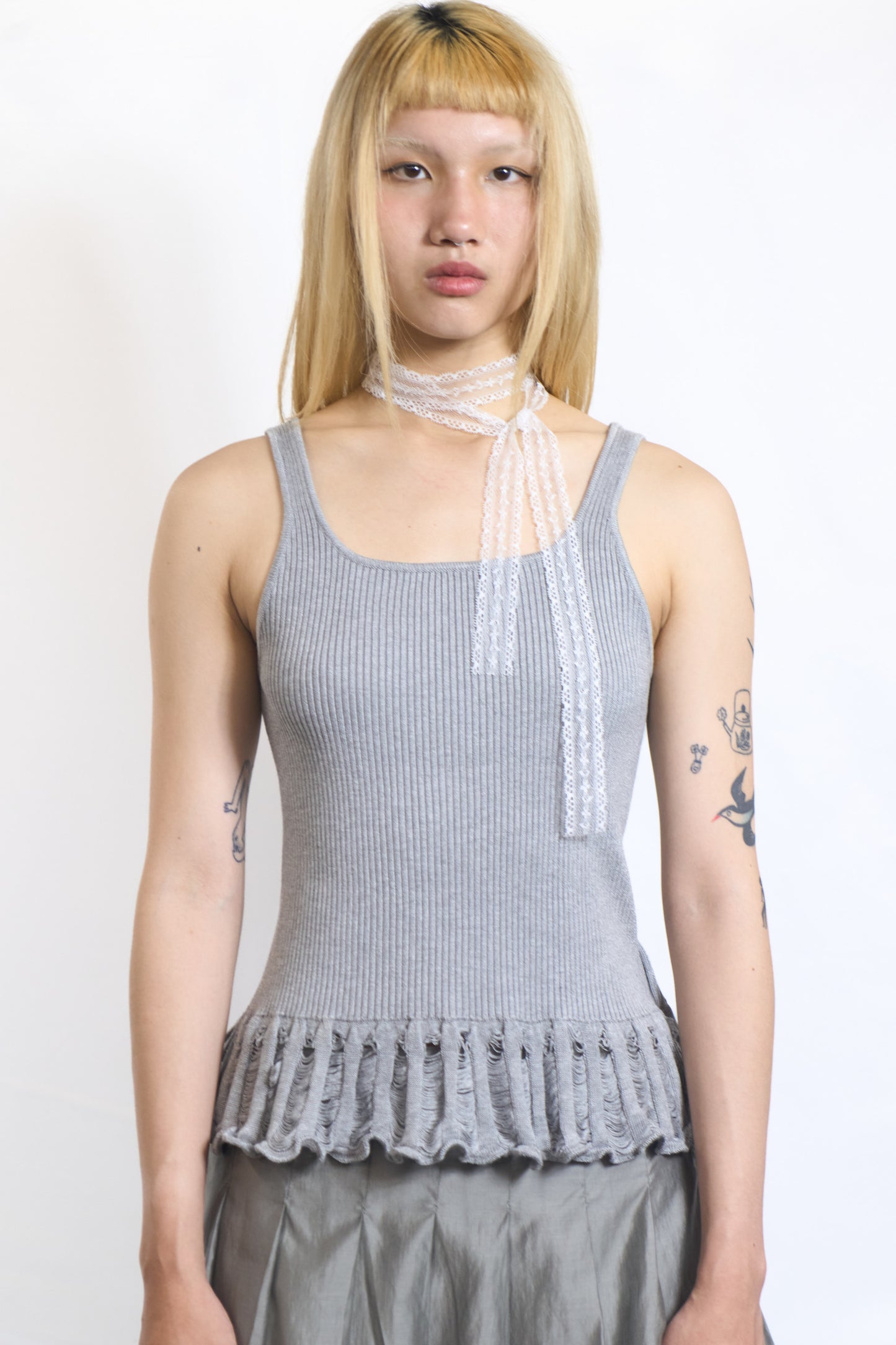PLASTER CUT-OUT RIBBED TANK TOP