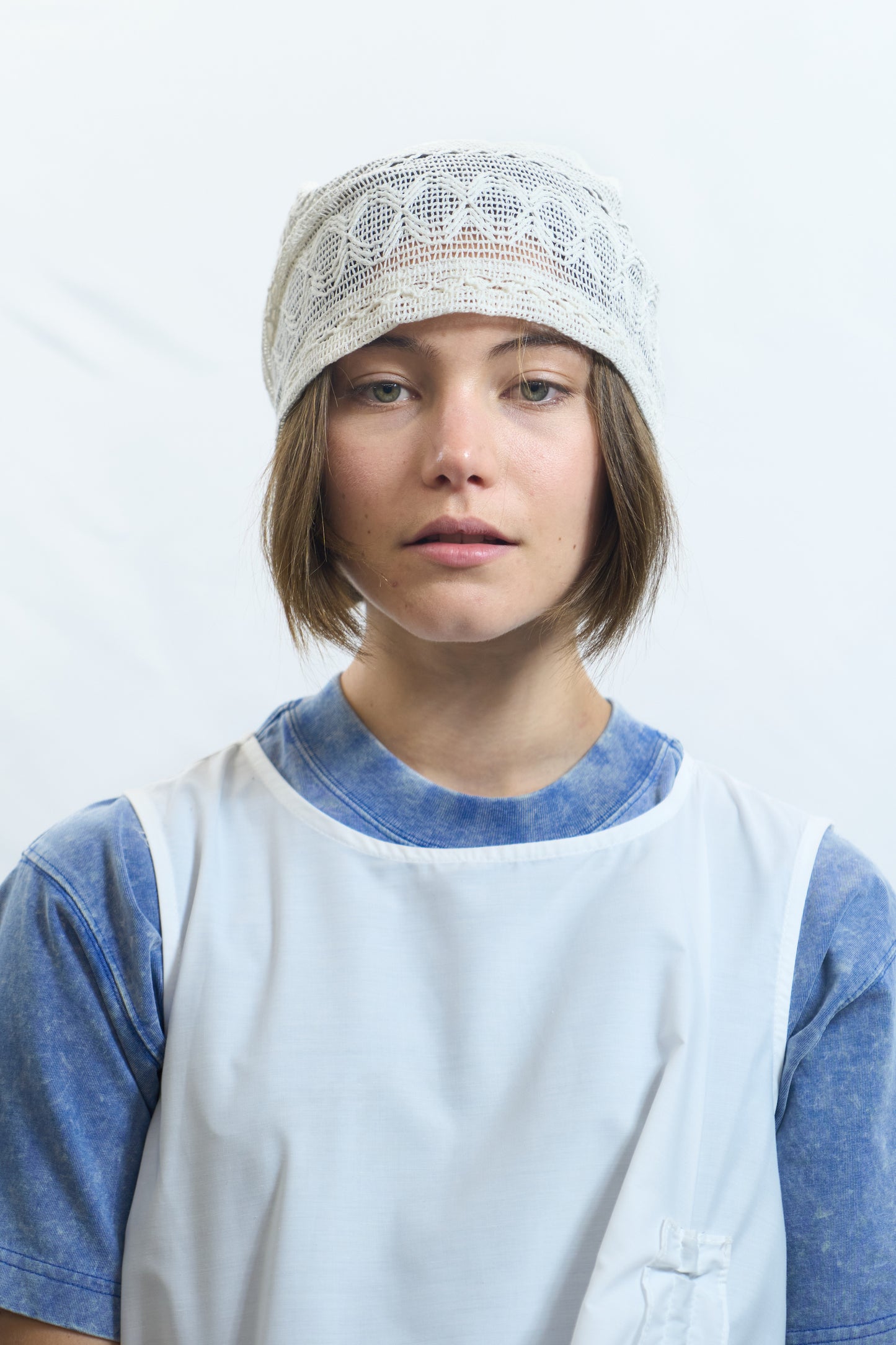 LACE CURTAIN BEANIE IVORY