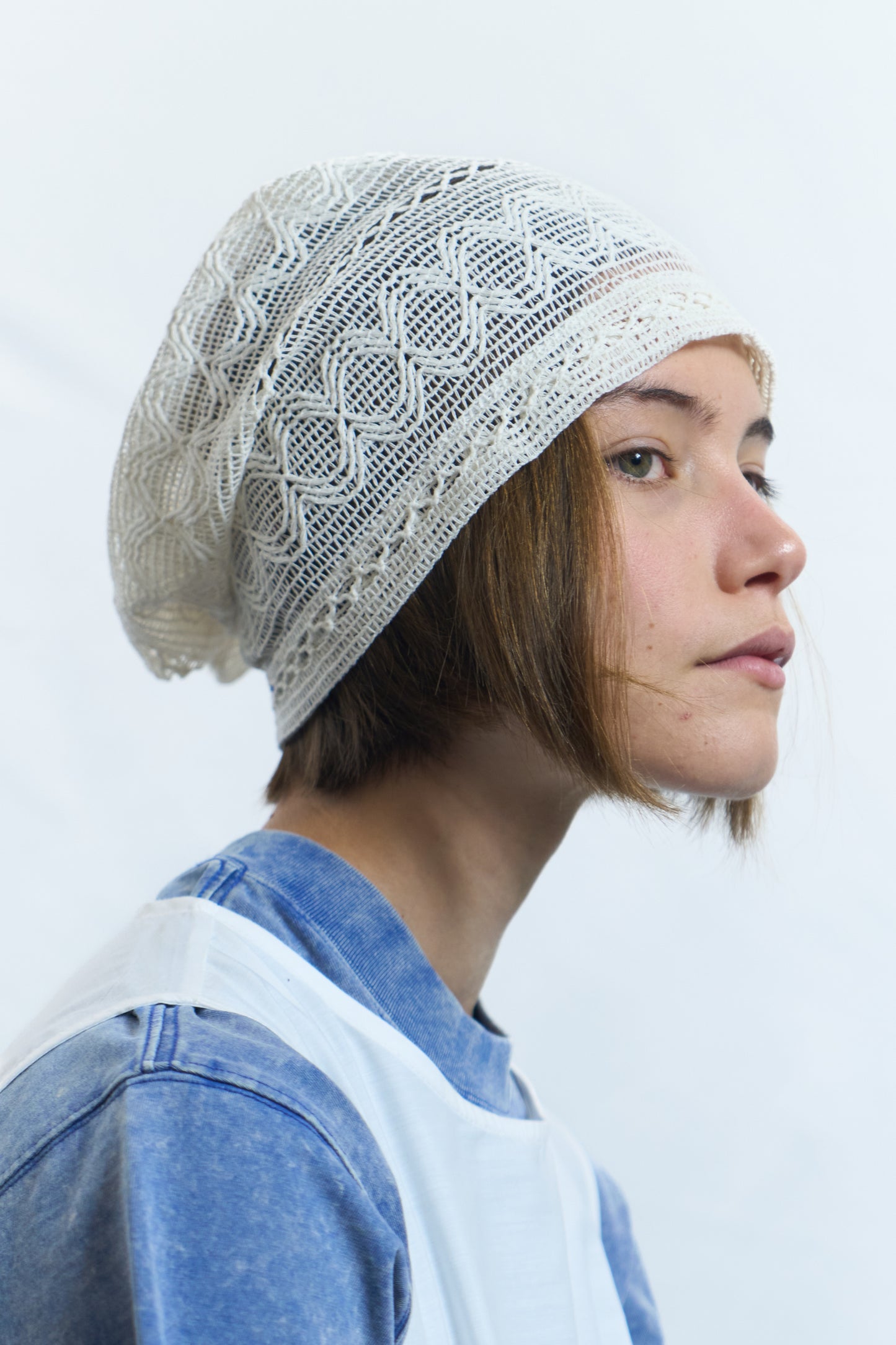 LACE CURTAIN BEANIE IVORY
