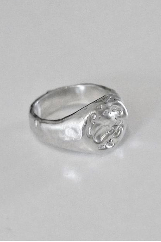 NOWHERE SOON STUDIO DISTRESSED SIGNET RING