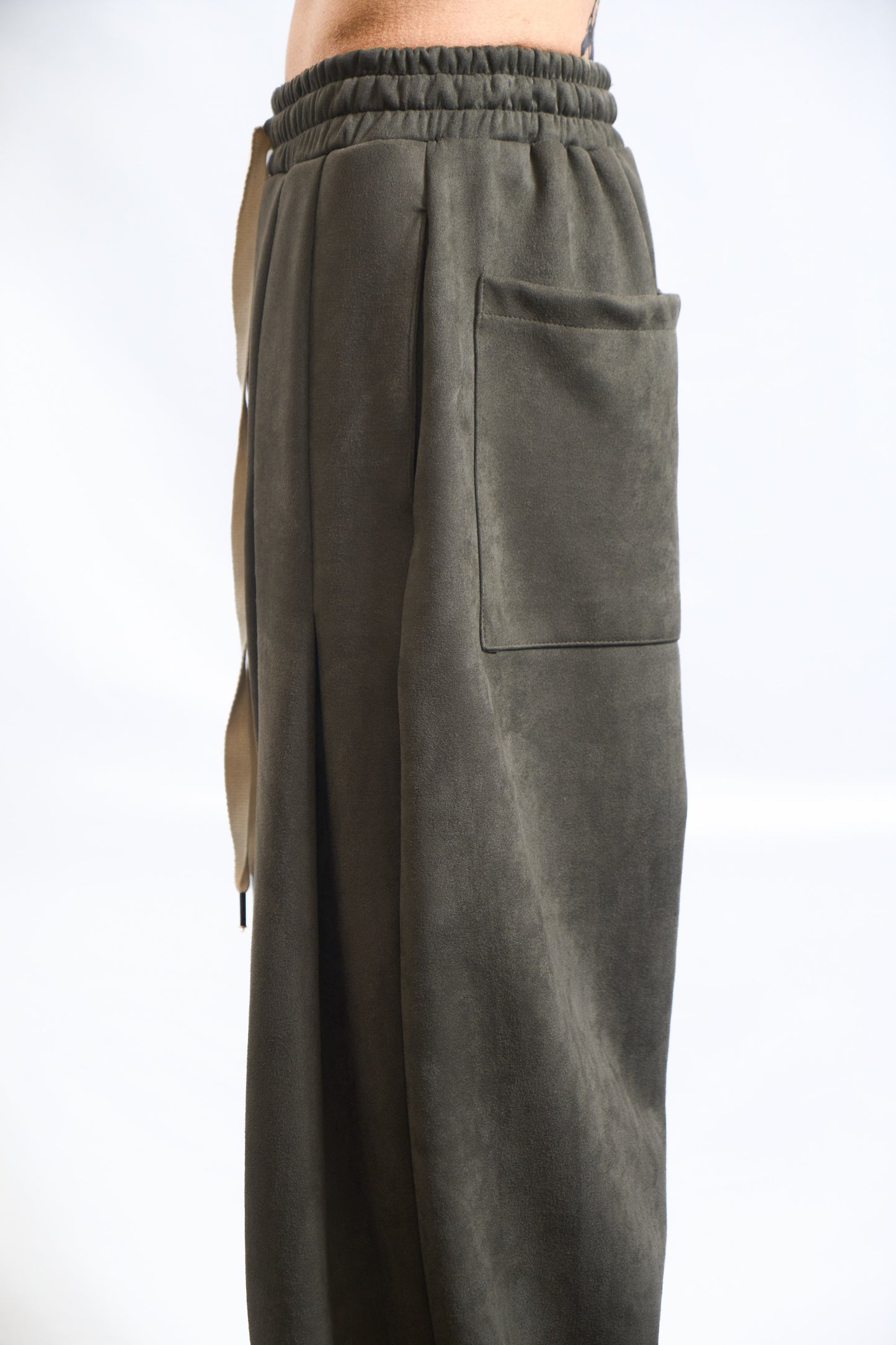 75-RC  SUEDE TOUCH RELAXED PANTS OLIVE