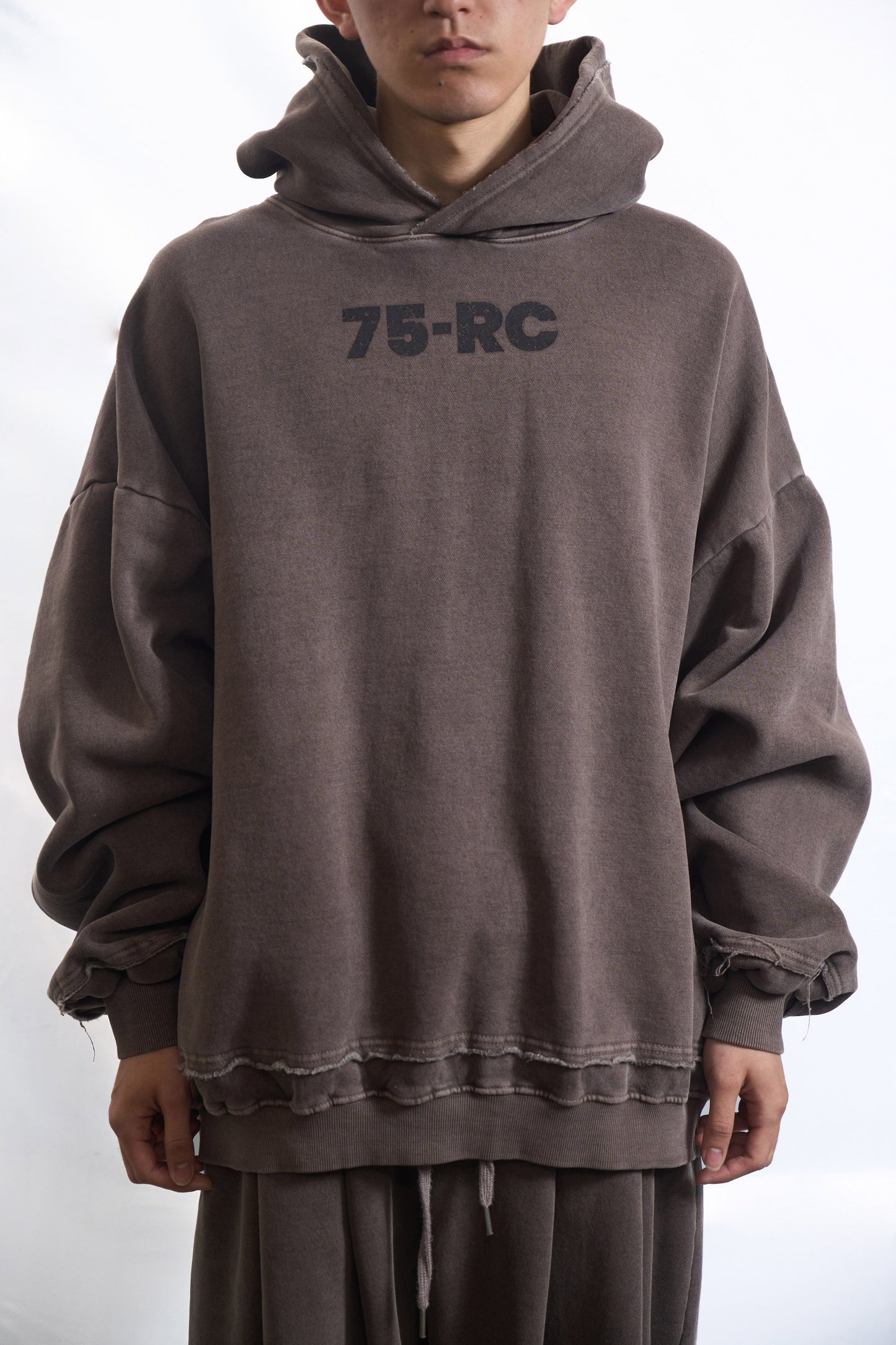 75-RC  FADE OVERSIZED TRACK HOODIE COCOA