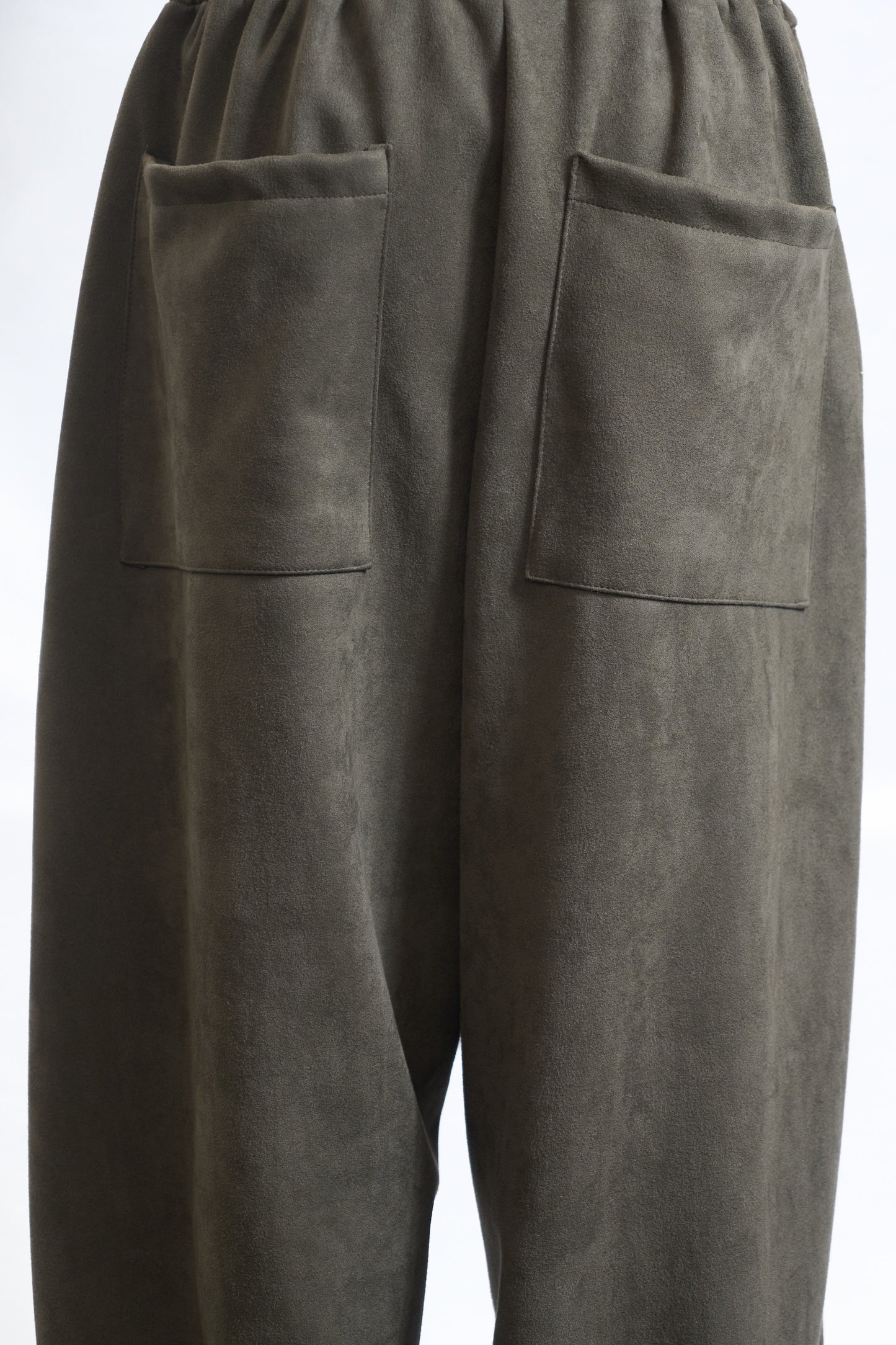 75-RC  SUEDE TOUCH RELAXED PANTS OLIVE